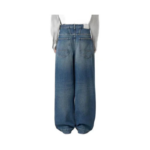 Wide-Leg Jeans