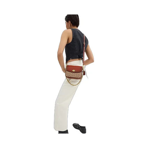 Cassie 19 Logo Plaque Crossbody Bag