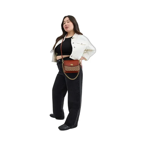 Cassie 19 Logo Plaque Crossbody Bag