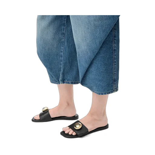 Pebble Slide In Soft Calfskin