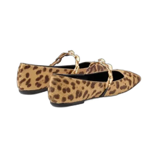 Round Toe Ballet Flats