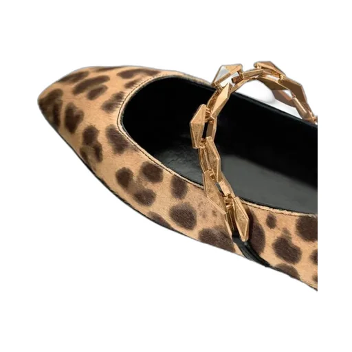 Round Toe Ballet Flats