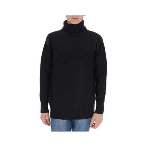 Z-Shaped Embroidery Sweater