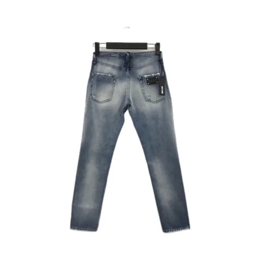 Straight Jeans