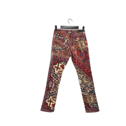 Belt-Loop Jeans