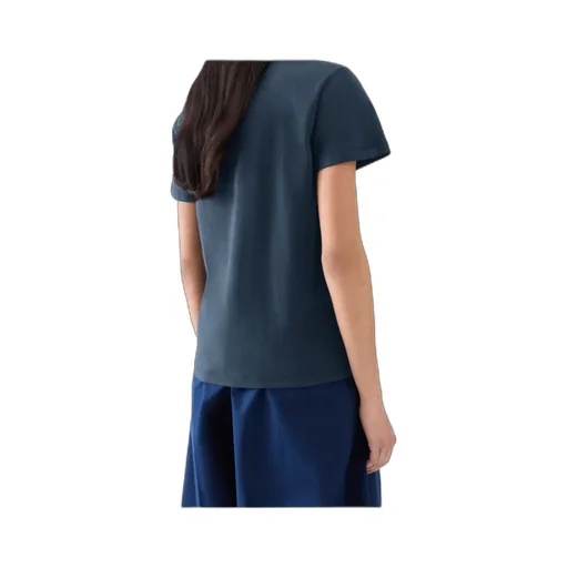 Short-Sleeved T-Shirt