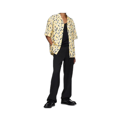 Short-Sleeved Shirt