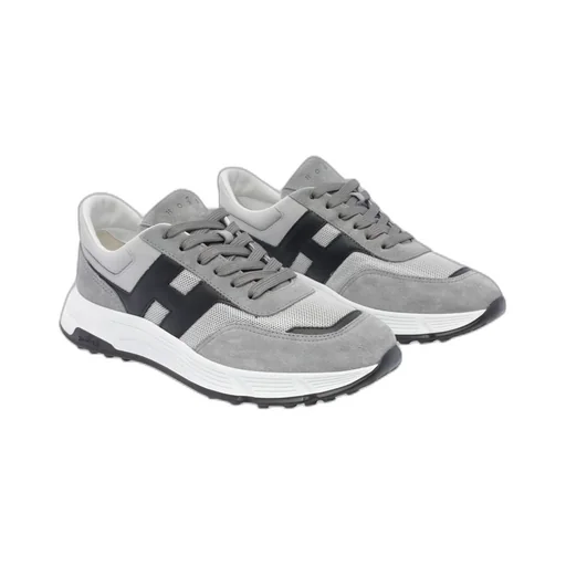 Hyperlight Lace-Up Sneakers