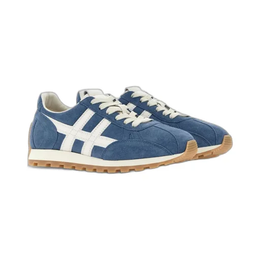 Logo Patch Low-Top Sneakers