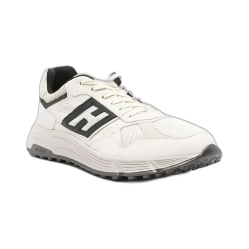 Hyperlight Lace-Up Sneakers