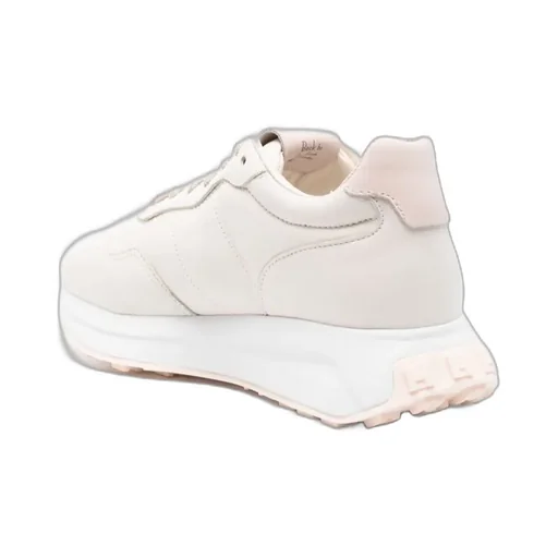 H641 Lace-Up Sneakers