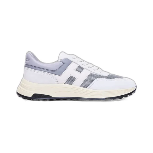 Hyperlight Lace-Up Sneakers