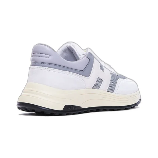 Hyperlight Lace-Up Sneakers