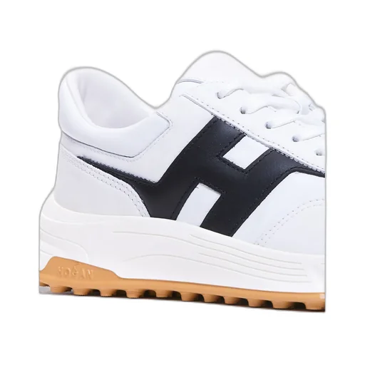 Hyperlight Lace-Up Sneakers