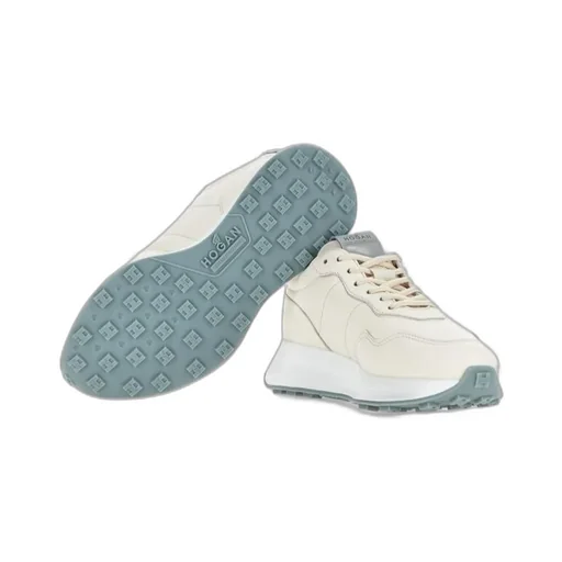 H641 Low-Top Sneakers