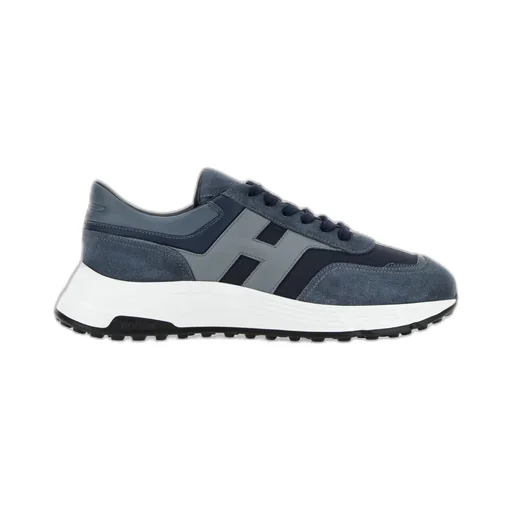 Hyperlight Lace-Up Sneakers