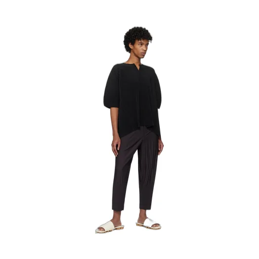 Short-Sleeved Knitted T-Shirt