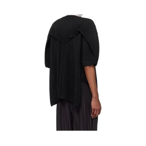Short-Sleeved Knitted T-Shirt