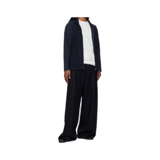 Zip-Up Pleated Jacket