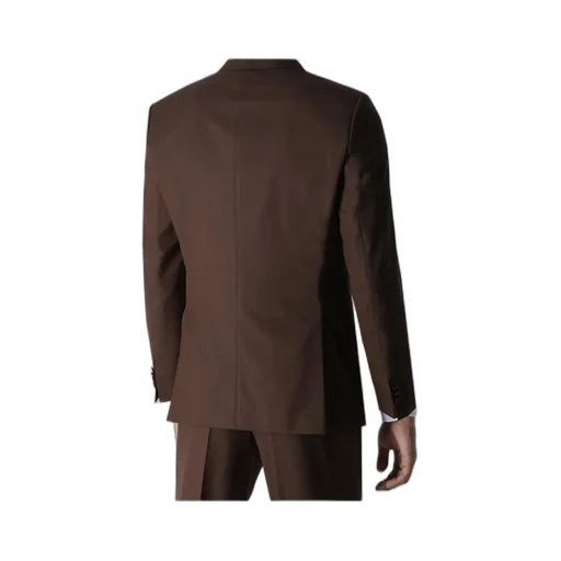 Long-Sleeved Suit
