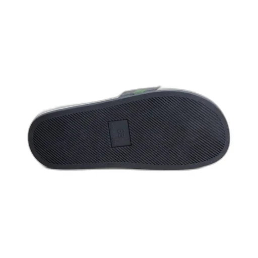 Embossed-Logo Slides