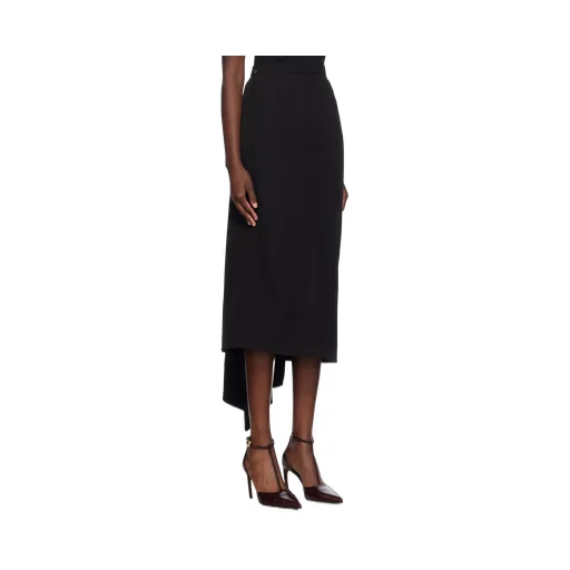 Falling Skirt With Slit