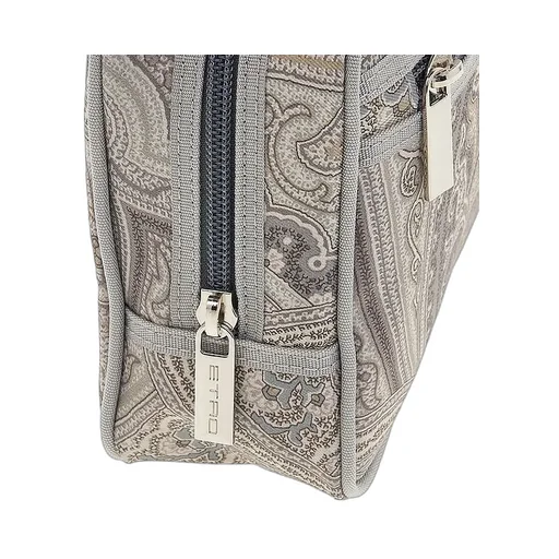 Zipper Clutch