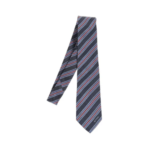 Pointed Tie