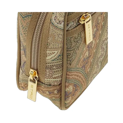 Zipper Clutch