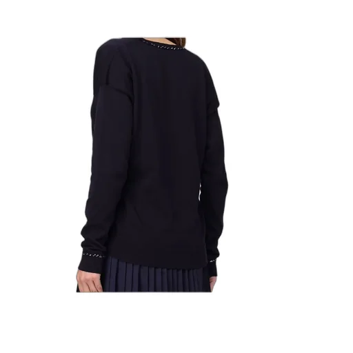 V-Neck Jumper