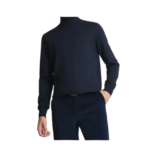 Turtleneck Knitwear