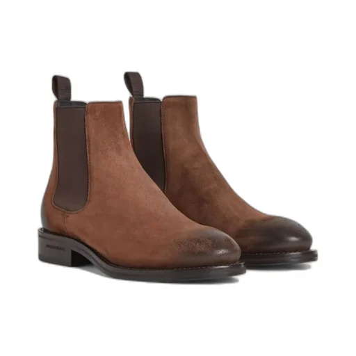 Neoclassic Chelsea Boots