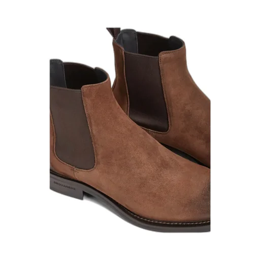 Neoclassic Chelsea Boots