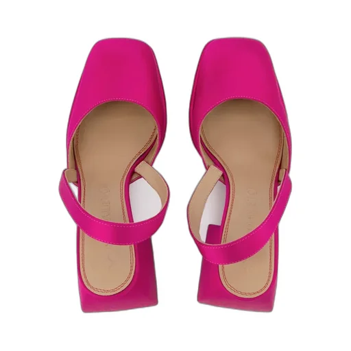Bulla Jones Square Toe Pumps