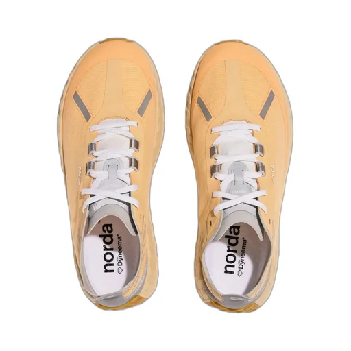 001 Sneakers