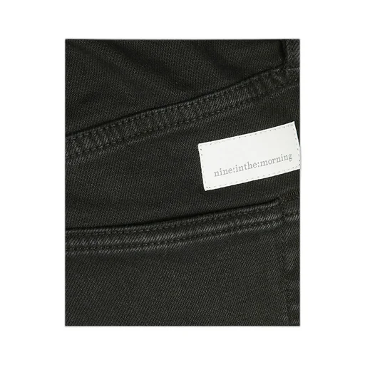 Belt-Loop Jeans