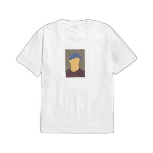 Short-Sleeved T-Shirt