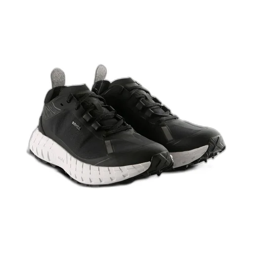 001A Lace-Up Trainers