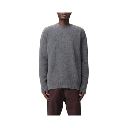 Round Neck Long-Sleeved Sweater