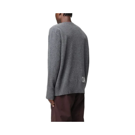 Round Neck Long-Sleeved Sweater