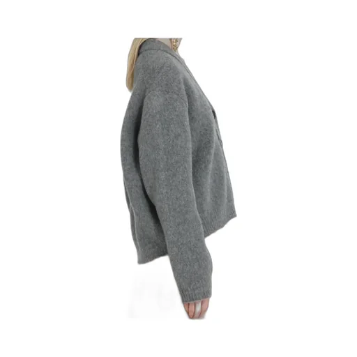 Button-Fastening Cardigan