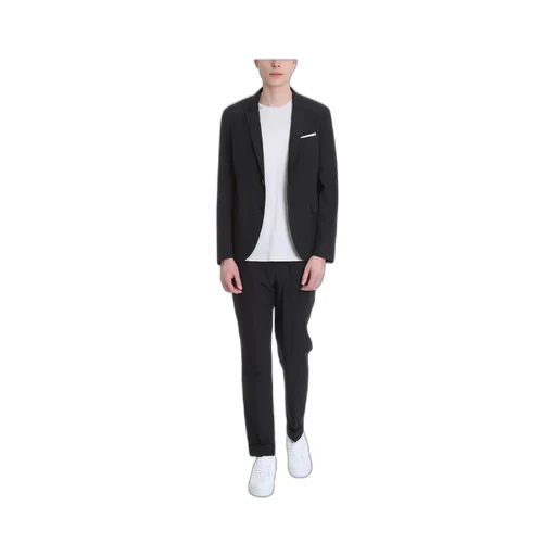 Suit