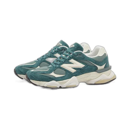 9060 Sneakers