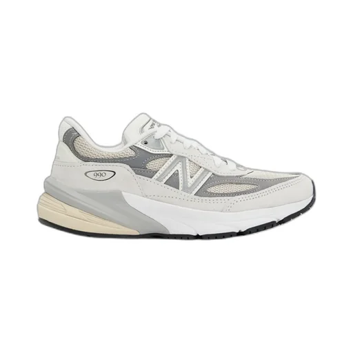 990V6 Sneakers