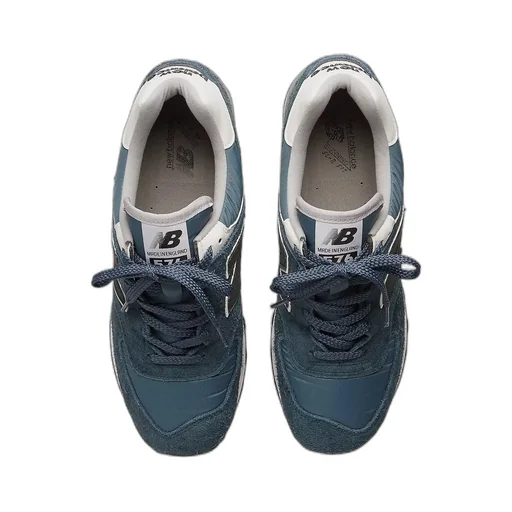 576 Lace-Up Sneakers