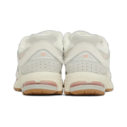 Round-Head Sneakers