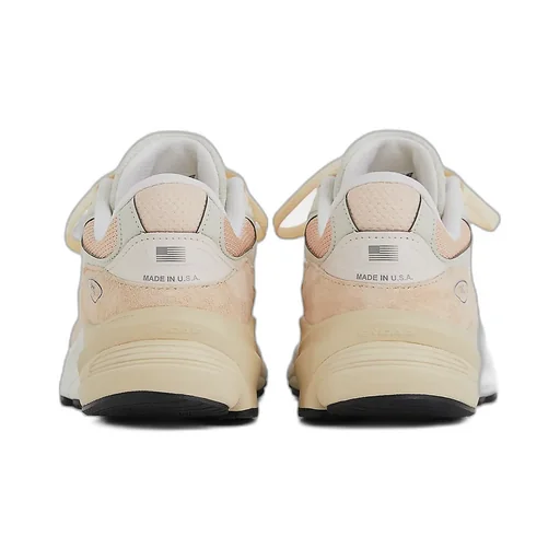 990V4 Lace-Up Sneakers