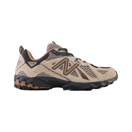 610V1 Lace-Up Sneakers