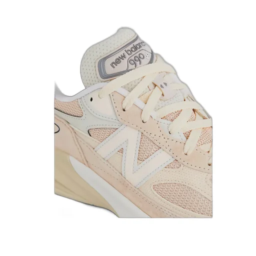 990V4 Lace-Up Sneakers