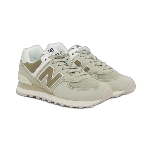 Round-Head Sneakers